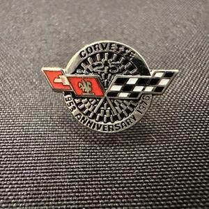 Corvette 25th Anniversary 1978 1953 Emblem Lapel Pin Crossed Flags